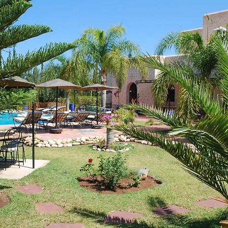 Riad Titima אסאוירה מראה חיצוני תמונה