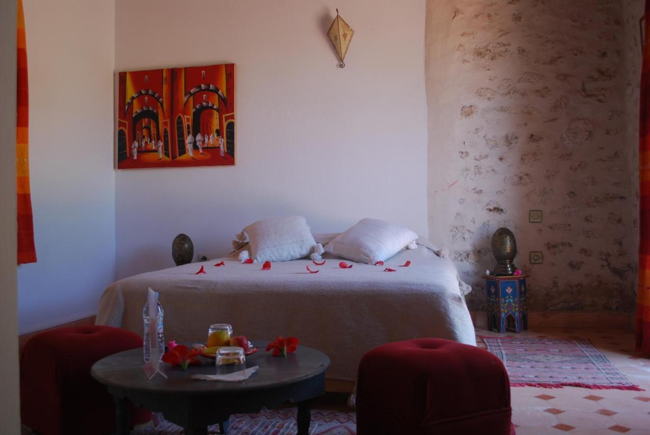 Riad Titima אסאוירה מראה חיצוני תמונה